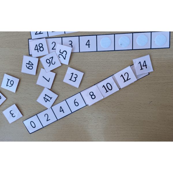 MATERIAL MANIPULATIU MATEMÀTIQUES: SÈRIES NUMÈRIQUES. COMPLETA LA SÈRIE. Del 1 al 100.