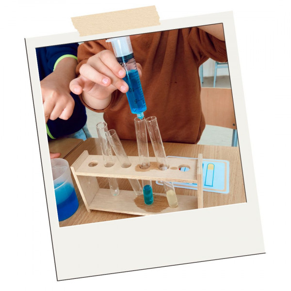 Llenamos tubos de ensayo